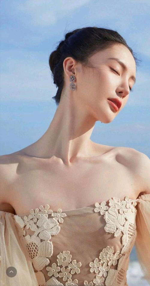 擁有天鵝頸的女人非常旺夫