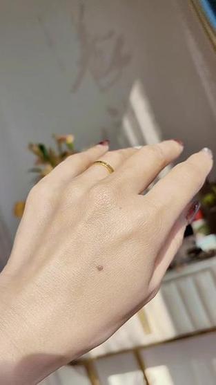 手背的朱砂痣是什么意思 婚后生活穩定溫馨