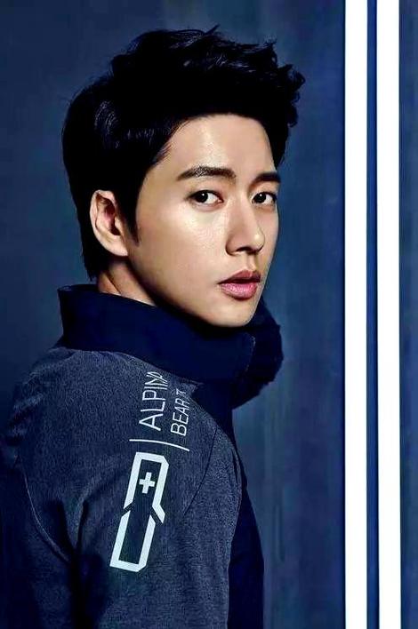 嘴唇厚的男人代表什么,嘴唇很厚的男人有什么樣的特點