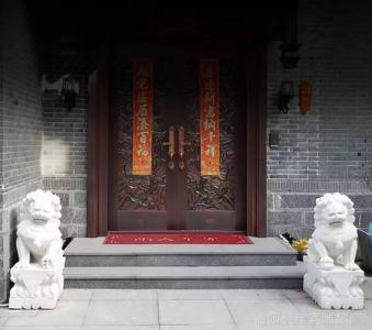 農村大門兩邊放石獅子好不好