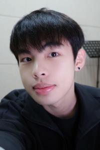 男人嘴唇厚代表什么,嘴唇厚的男生,且嘴唇向上翻的男人的命運